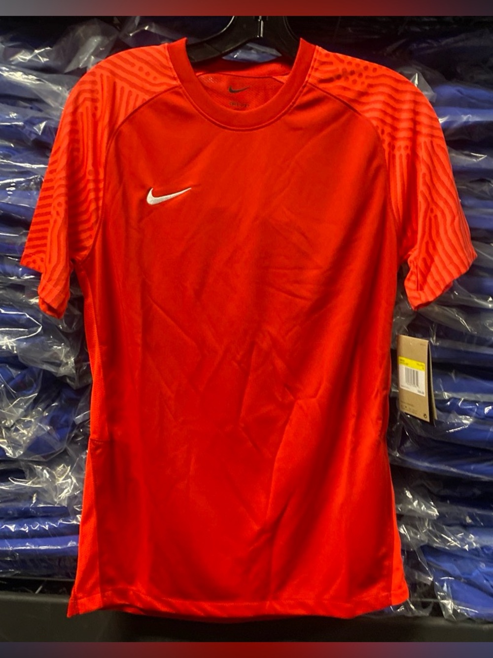 Nike Strike II Soccer Jersey NWT Red Crimson Men’s Small Dri-Fit NWT CW3551-657